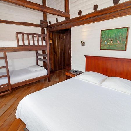 Hotel Ile Baños Kültér fotó