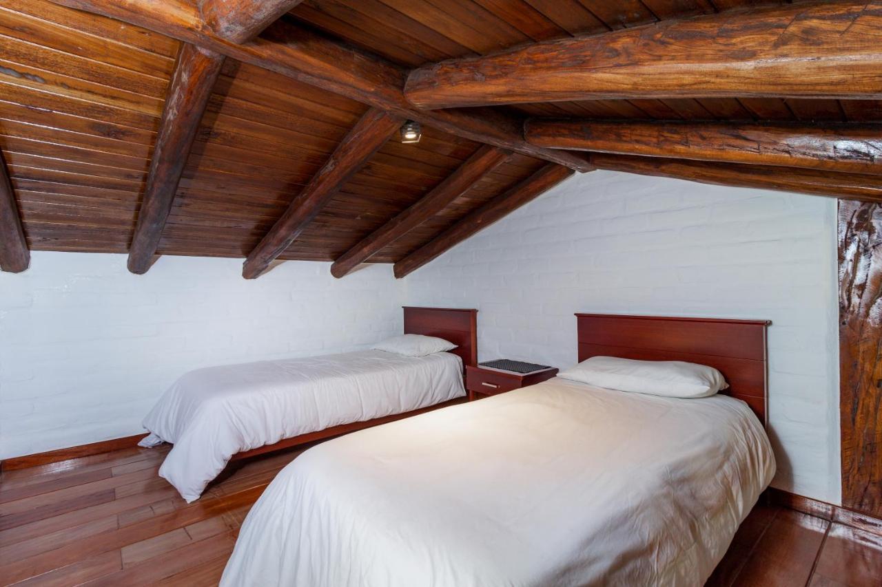 Hotel Ile Baños Kültér fotó