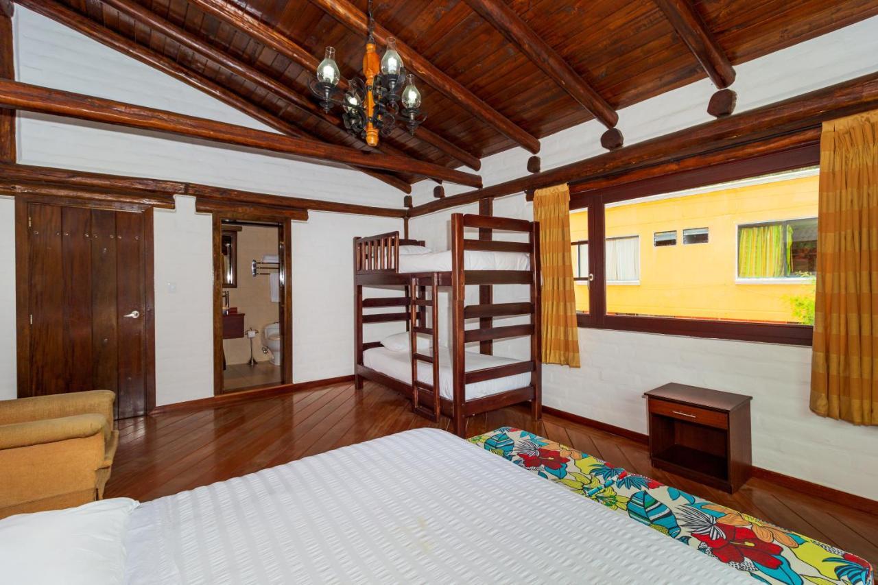 Hotel Ile Baños Kültér fotó